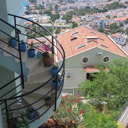 Apartament Derinsu, 0-2 And 8 Ages Kaş