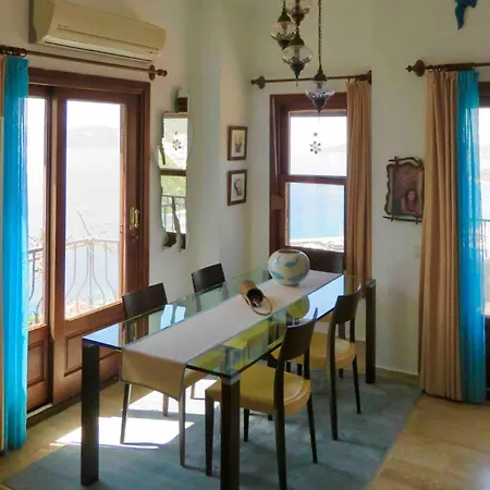 Derinsu, 0-2 And 8 Ages Apartament